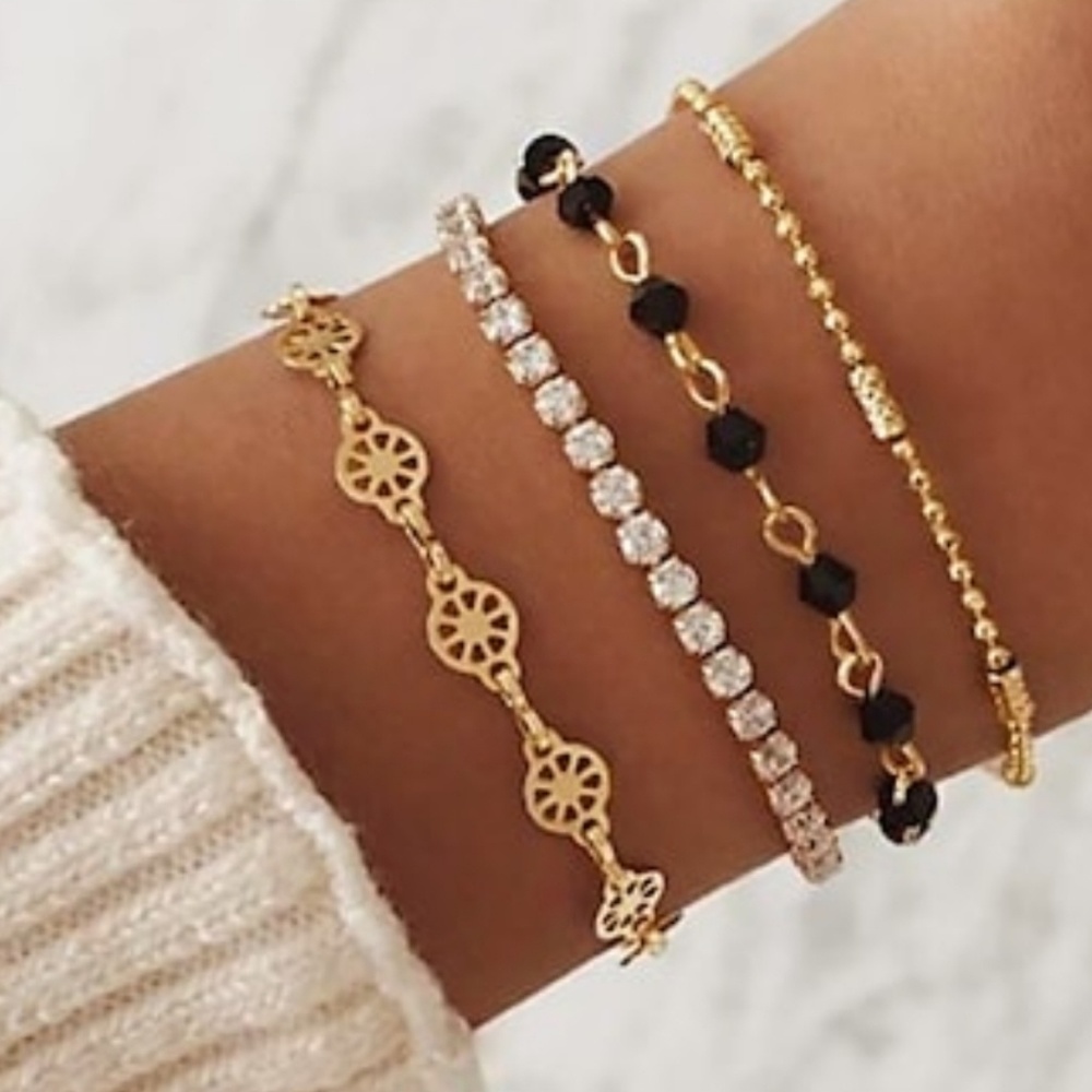 Rhinestone & Bead Bracelet Set